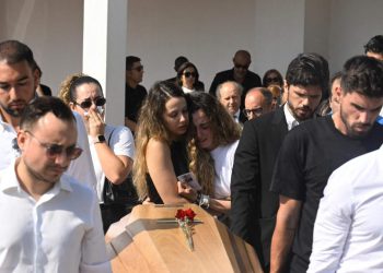 Diogo Jota, sprovod: Ruben Neve uzima lijes, sadašnju crkvu