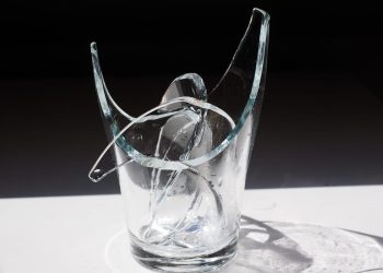 Divljala u pulskom kafiću pa napala policajca