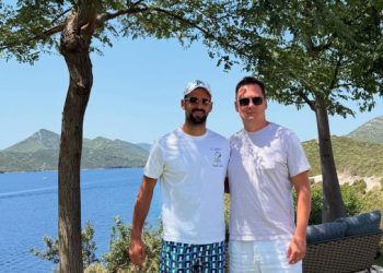 Đoković na “Tri sestrice”: Slavni tenisač u posjetu Dubrovačkom primorju