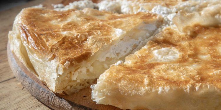 Domaći sir za pitu: brzo, jednostavno, jeftino, ukusnije od kupovnog!