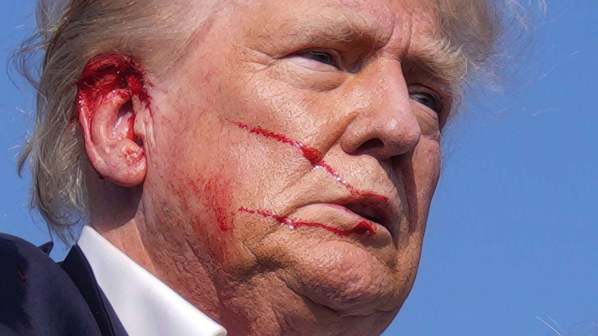 Donald Trump premješten je s pozornice na mitingu kampanje