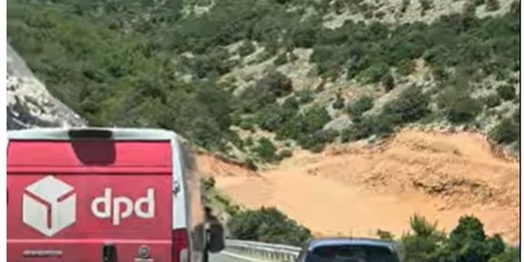 Dostavna vozila jure na Braču kao da su na reliju: “Ne želimo čekati da u crno kronici pišu o nama”