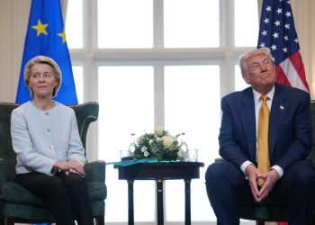 EU podnosi 15% Trumpove tarife u novom američkom trgovinskom sporazumu – RT World News