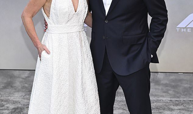 Eden Povjerljivo: Dama Manor Geri Halliwell suočava se s roštiljem nad kuhinjom