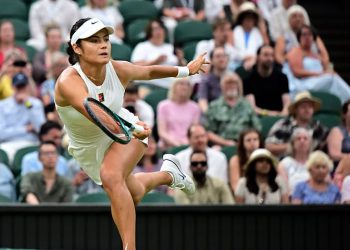 Emma Raducanu vs Aryna Sabalenka-Wimbledon 2025 Live: Ažuriranja uživo i ažuriranja igre po igri, jer se British no 1 suočava s najtežim testom, ali protiv svijeta br. 1