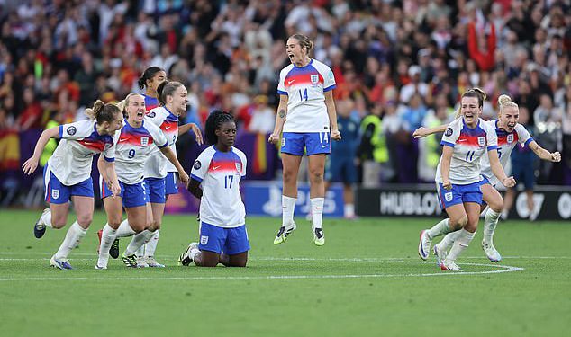 Engleska 1-1 Španjolska AET (3-1 olovke): Lionesse osvajaju ženske eure-opet! – Nakon dramatične kaznene pucnjave dok je Chloe Kelly Bags pobjeda u spotu