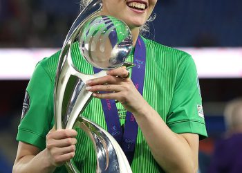 Engleska heroj Hannah Hampton otkriva skrivenu obiteljsku srčanu srčanom srcu uoči Euro 2025 dok ona opisuje emocionalnu poruku