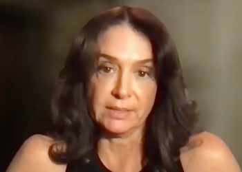 Epsteinova bivša modelna djevojka tvrdi da je sramotni financijer, a seksualni prijestupnik nekada bio “najbolji prijatelji” s Donaldom Trumpom