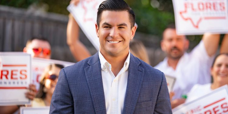 Eric Flores obećava da će ‘stajati s Trumpom’ u kampanji Kongresa u Teksasu