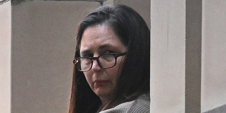 Erin Patterson proglasila je krivnju za ubojstvo njezinih zakona u australijskom senzacionalnom slučaju ubojstva gljiva