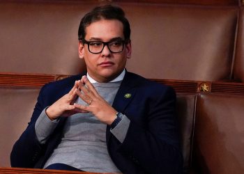 Ex-Rep George Santos objavljuje kazališni oproštaj prije početka 7-godišnjeg zatvora