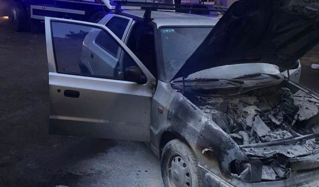 FOTO Požar na vozilu u mostarskom naselju