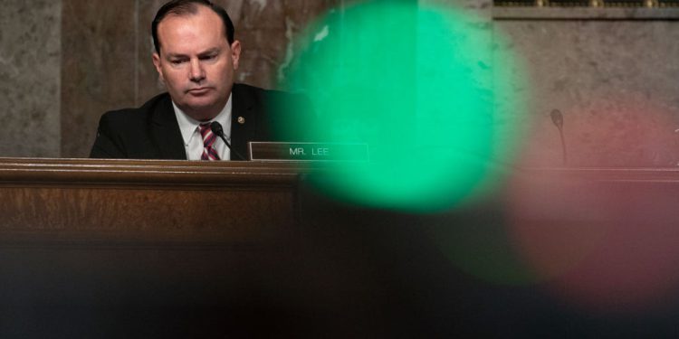 Fed predsjedatelj Jerome Powell Leatter Pismo lažno čini se da je republikanskom senatoru Trump-Powosting Republikan