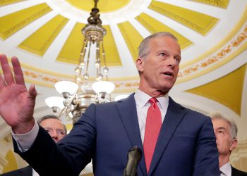 GOP Group lansira Ad Blitz koji reklamira Trumpovo “radno smanjenje obiteljskih poreza”