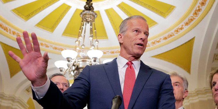 GOP Group lansira Ad Blitz koji reklamira Trumpovo “radno smanjenje obiteljskih poreza”