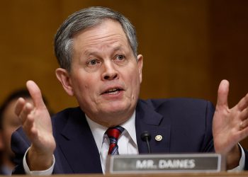 GOP senator poziva režim promjenu dugoročno rješenje za iransko-izraelski mir