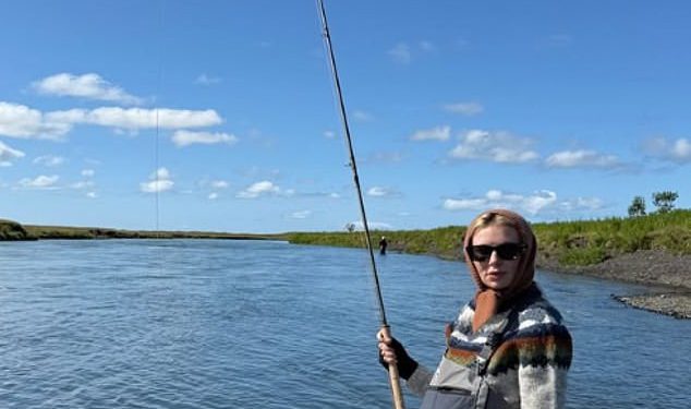 Georgia Toffolo bavi se špekulacijama trudnoće nakon zbunjujućih obožavatelja zadirkujući “glavne vijesti” sa “Bump” slikom i najavom skeniranja