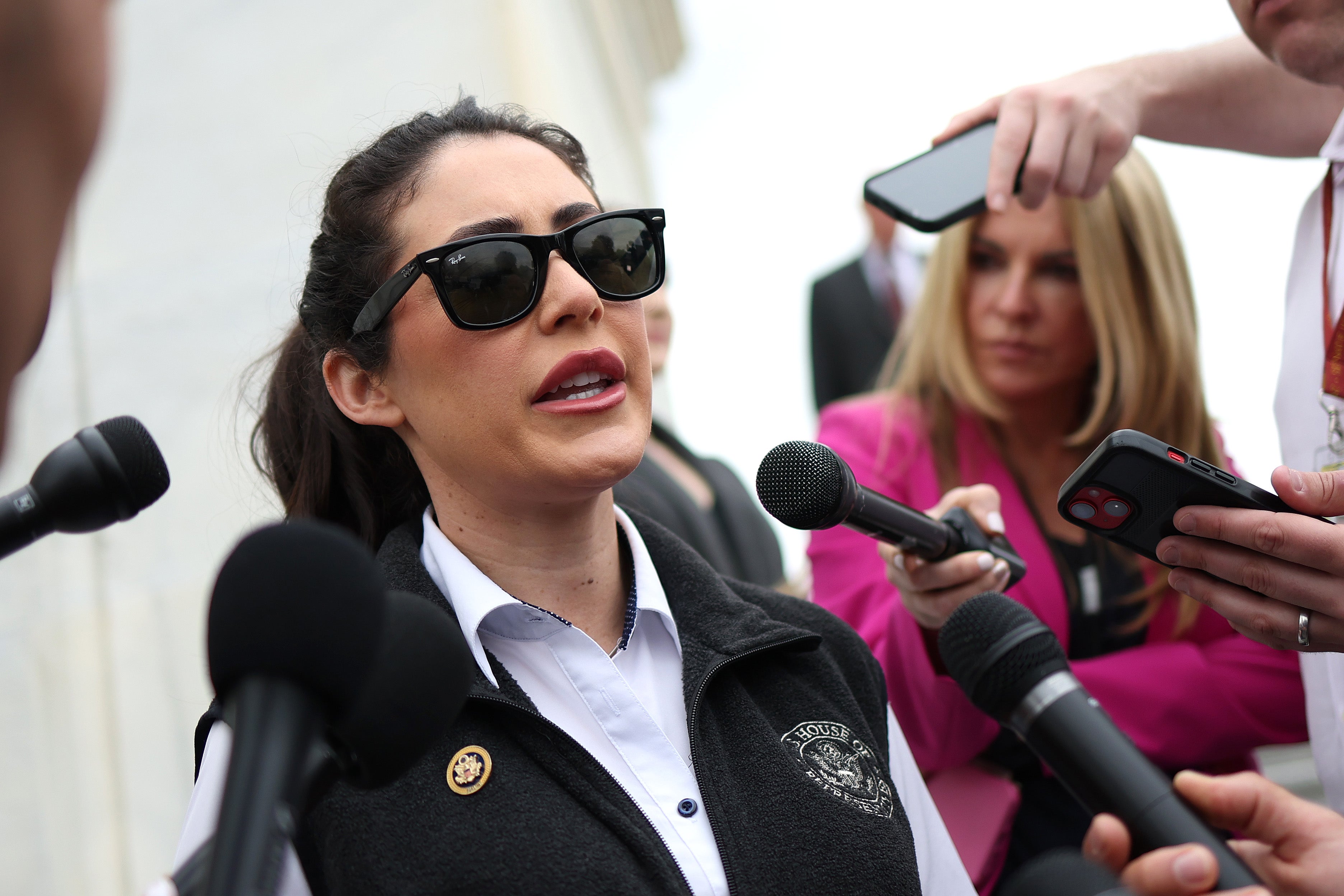 Florida Rep. Anna Paulina Luna odlučna je Trumpova pristalica koja je uvela zakonodavstvo kako bi ga učinila dijelom Mount Rushmore -a i također podržala napore za deklasifikaciju Epstein datoteka