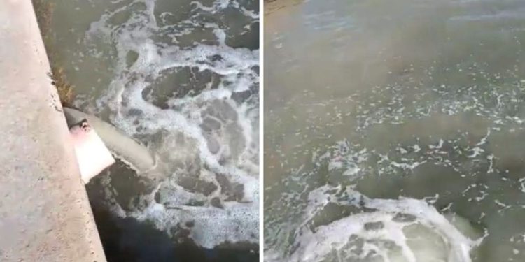 Građani dojavljuju zagađenje mora u Kaštelima, traže odgovore nadležnih