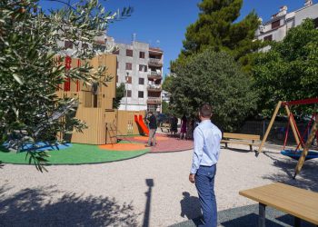 Gradonačelnik Trogira usred zvizdana odradio ‘hodajući kolegij’. Trogir uskoro u novom ‘ruhu’