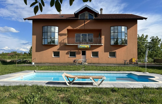 Hrvat iz Njemačke u svom zagrebačkom domu za Thompsonov koncert besplatno ugostio 100 ljudi