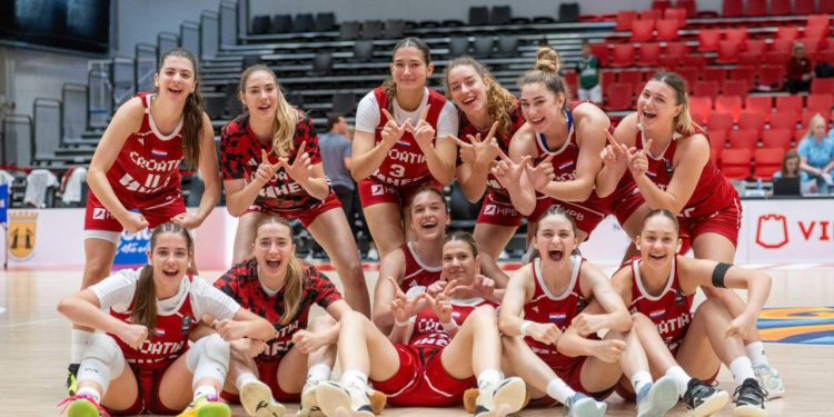 Hrvatska dobila i petu utakmicu u Litvi. Lea Vukić, Una Majstorović, Andrea Milat i ostale su na korak do cilja