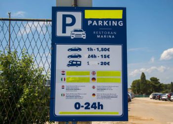 Ilegalni fažanski parking prijavljen Carini, DIRH