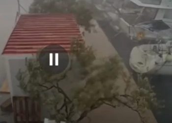 Imamo novu dramatičnu snimku početka oluje. Pogledajte kako je to izgledalo na Spinutu