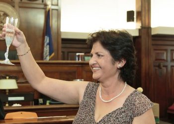 Iranska majka puštena iz pritvora na ledu nakon što intervenira vođa republikanske kuće