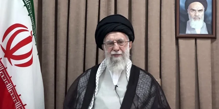 Iranski Khamenei prvi put javno pojavljuje od kada je započeo Izraelski rat