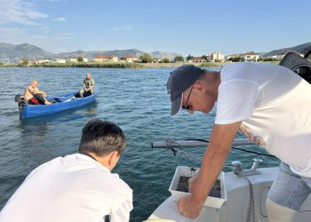 Istraživačka plovidba uz obale Neretve, znanstvenici prvi puta uzorkovali mikroplastiku u rijeci