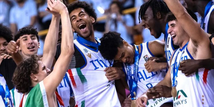 Italija U20 košarkaških i rasističkih komentara na fotografiju: Odgovor bluesa