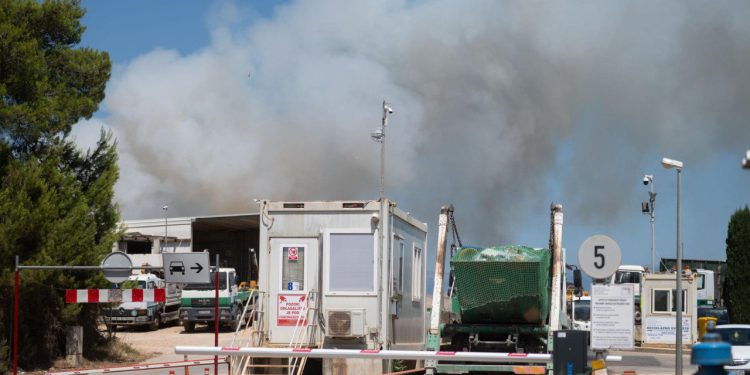 Iz ureda gradonačelnika smiruju javnost: mjere se plinovi, lebdeće čestice te udio metala u česticama. Evo kakva je kvaliteta zraka