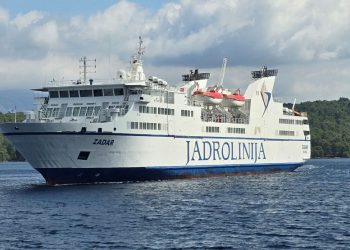 Jadrolinija: “Zbog loše prognoze, odgađa se večerašnja trajektna linija Split