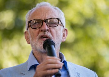 Jeremy Corbyn pokreće novu britansku političku stranku – RT World News