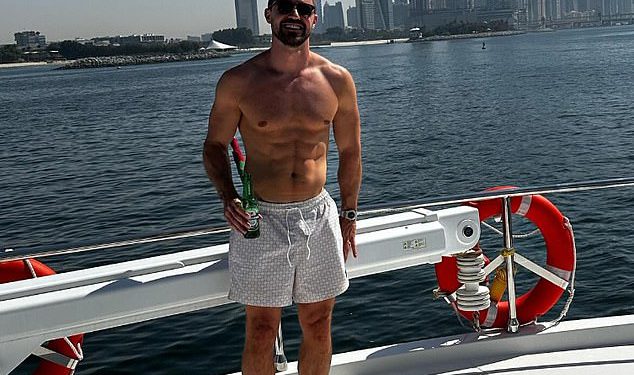 Jet-postavljajući mogul koji je Woio Corrie’s Tina O’Brien: Šef dizajna interijera Adam Fadlé na putu je da bude multi-milijarder nakon što je transformirao domove za Ronalda i Paula Pogba (a on je pljuvačka slika njezine exa!)