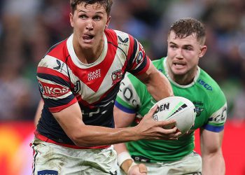 Kako je vrlo rana jutarnja vožnja autobusom postala klizna vrata za Huga Savala kod Roostersa