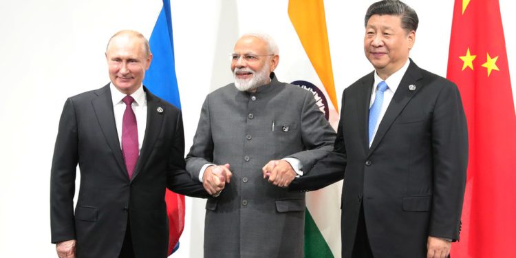 Kina podržava trilateralnu suradnju s Rusijom i Indijom – RT India