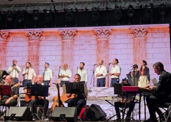 Klapa Šufit i klapa Fjoret osvojili najbolje nagrade na Večeri dalmatinske pisme u Kaštelima