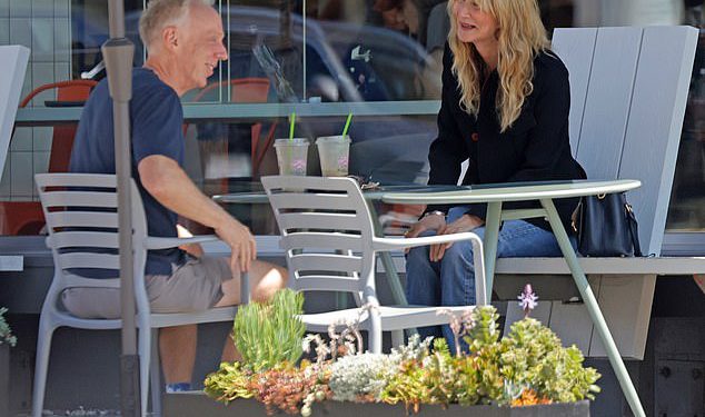 Kreator bijelog lotosa Mike White ispusti ogromnu legendarnu glumicu na nagovještaj mogao bi se vratiti u seriju HBO