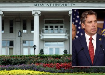 Kršćansko sveučilište je “rebranding” da bi zadržao dei guranje, republikanske tvrdnje u Tennesseeju