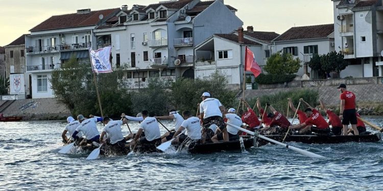 Lađarski kup u Metkoviću. Stablina u tijesnoj utrci brža od Svetog Ilije i Rogotina!