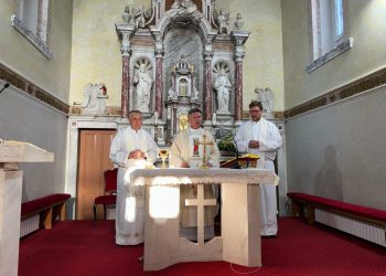 Legendardni don Mile proslavio 30 godina svećeništva!