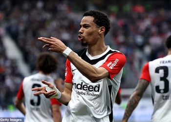 Liverpool ‘Slaže se ugovor za Huga Ekitikea’ dok se Reds pripremaju za razbijanje Eintracht Frankfurta za rekord transfera s potezom blockbustera za Star Striker