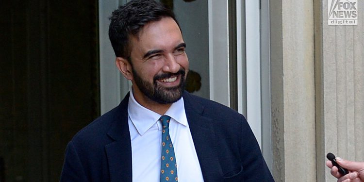 Mamdani se nasmijava na pitanje o “komunističkoj” etiketi: politički bilten za 18. srpnja 2025