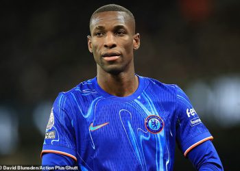 Man United ‘Hold Shock razgovori o premještanju za Chelsea zvijezdu s ocjenom 100 milijuna funti’ – ali ‘suočite se s jednom glavnom preprekom’ ako žele da se bave da bi se poslali