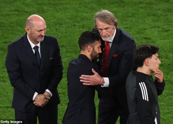 Man United ‘Kraj 10 milijuna funti Razgovara s streaming divovima’ Over Zakulisni dokumentarni film-s ključem u ulozi Ruben Amorim kao “razlozi za planove za dodavanje” otkriveni “