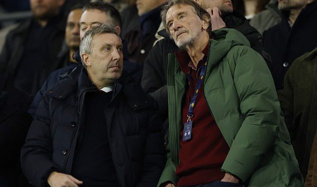 Man United osoblje pogodilo je još jednim valom otvođenja dok klub traži preuređuju izviđačku mrežu nakon godina lošeg zapošljavanja