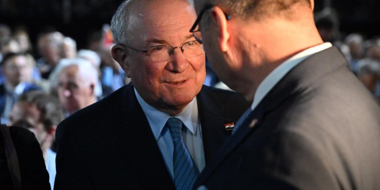 Mate Granić o Srebrenici: Demirel je bio suznih očiju, nikad nisam vidio tako tužnog čovjeka. Molio je Tuđmana da Hrvatska pomogne Bošnjacima