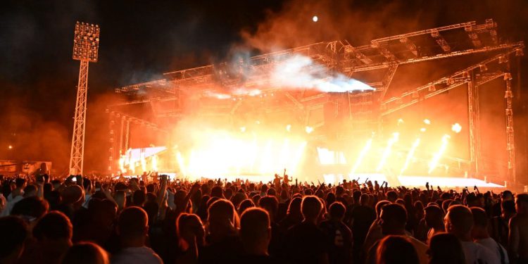 Među ultrašima kruži opasan rajski plin? “Jedna cura mi je ponudila te ampulice…”